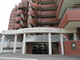 ロマネスク黒髪