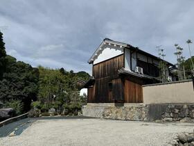 奈良県葛城市竹内