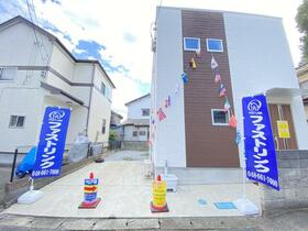 埼玉県上尾市大字小泉