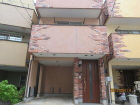 東京都世田谷区池尻３丁目