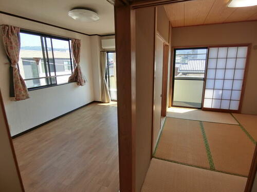 コーポリバーサイド_内装_0