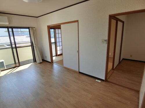 コーポリバーサイド_内装_1