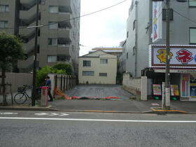 東京都新宿区原町３丁目