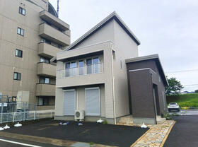 福島県福島市郷野目字宝来町