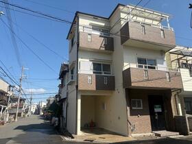 大阪府寝屋川市楠根南町