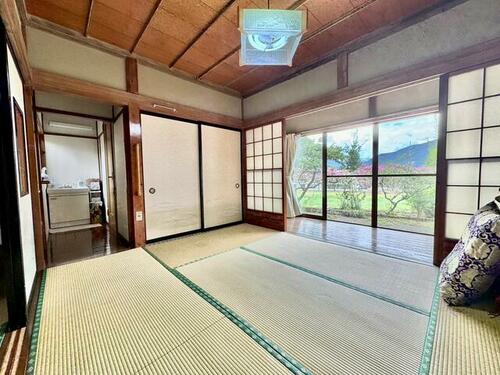 detached 山梨県大月市大月町真木