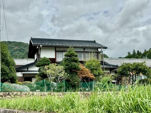 detached 山梨県大月市大月町真木