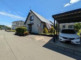 山形県米沢市万世町桑山