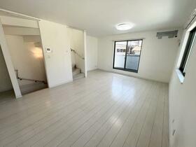 神奈川県横浜市港南区港南６丁目