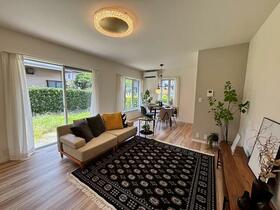 福岡県糟屋郡新宮町湊坂６丁目