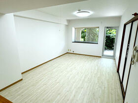 埼玉県吉川市栄町