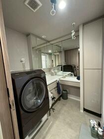 福岡県福岡市中央区平尾２丁目