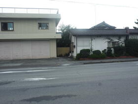 山梨県甲府市朝気３丁目