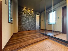 東京都大田区中央１丁目