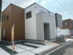 愛知県豊川市金屋本町２丁目