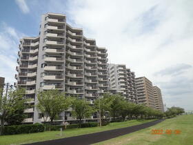 新潟県新潟市中央区川岸町２丁目