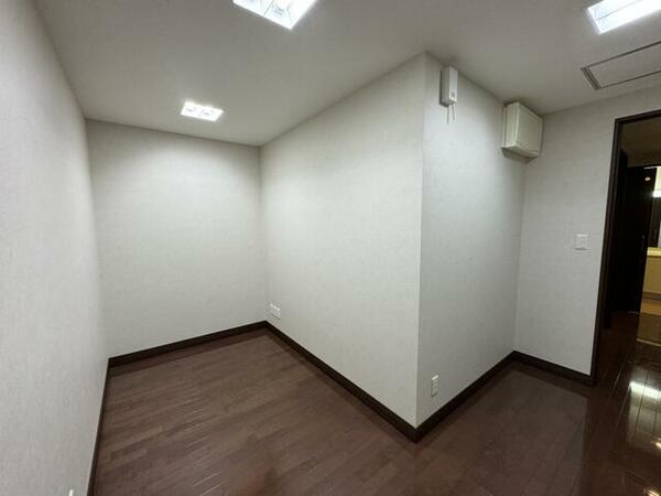 detached 東京都港区高輪２丁目

地図を見る