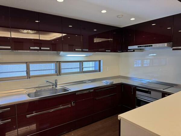 detached 東京都港区高輪２丁目

地図を見る