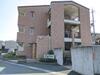 新田辺駅より徒歩14分 築16年10ヶ月 3階建の賃貸物件