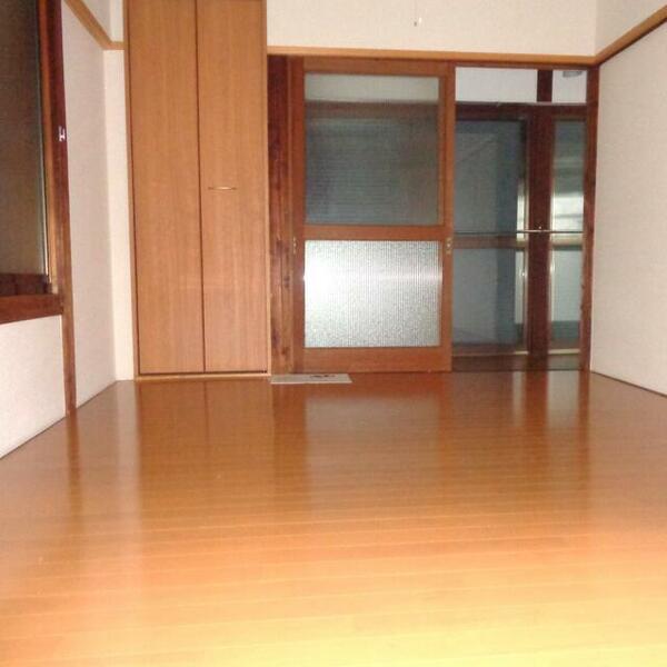 detached 東京都新宿区高田馬場３丁目

地図を見る