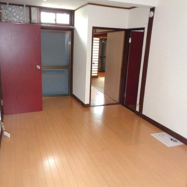 detached 東京都新宿区高田馬場３丁目

地図を見る