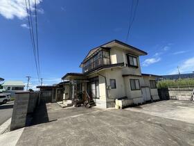 山形県米沢市大字三沢