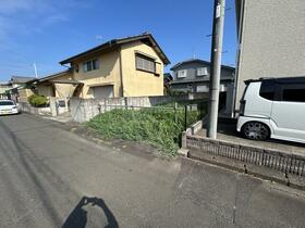 千葉県八街市富山