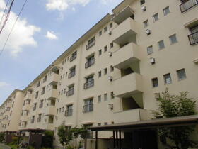 滝山団地３街区８号棟