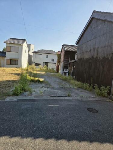 Land, Tokoname, Aichi