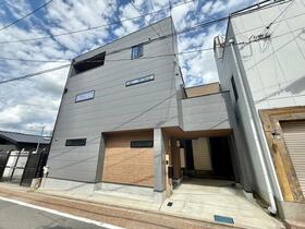 京都府京都市伏見区深草直違橋１０丁目