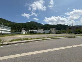 石川県白山市鶴来本町４丁目