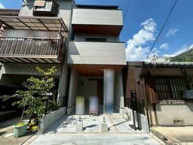 京都府京都市右京区梅津林口町