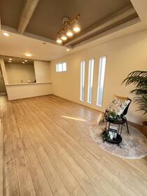 埼玉県所沢市東狭山ケ丘１丁目