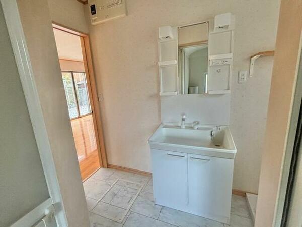 detached 埼玉県草加市柿木町

地図を見る