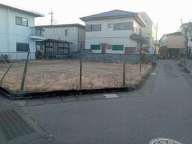 山梨県甲府市貢川１丁目