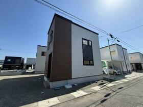 青森県青森市岡造道１丁目