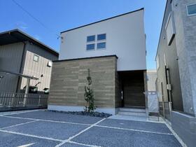 岐阜県本巣郡北方町曲路2丁目