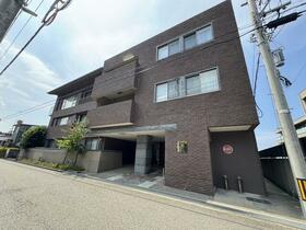 石川県金沢市泉が丘１丁目