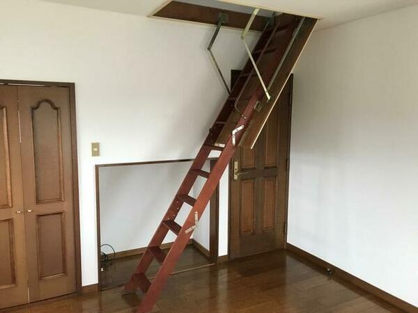 detached 東京都あきる野市草花

地図を見る