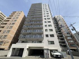 北海道札幌市中央区南二条東3丁目