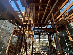 東京都八王子市絹ケ丘１丁目