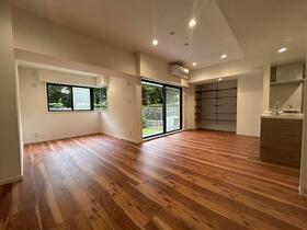 神奈川県三浦郡葉山町長柄