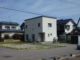 青森県弘前市大字千年４丁目