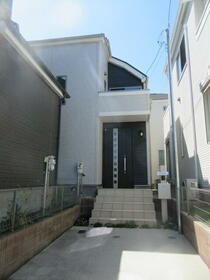 埼玉県上尾市小泉7丁目