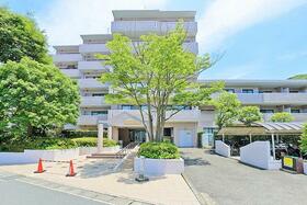 藤和ガーデンハウス葉山　「新リノベ　専用庭　お客様特典　ペットＯＫ」