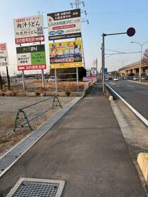 埼玉県狭山市大字笹井