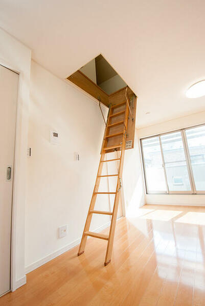 detached 東京都東久留米市浅間町２丁目

地図を見る