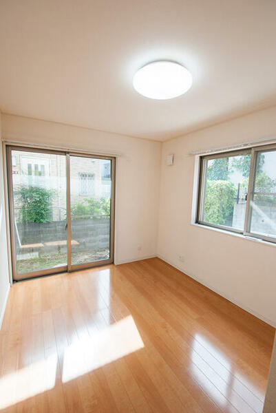 detached 東京都東久留米市浅間町２丁目

地図を見る