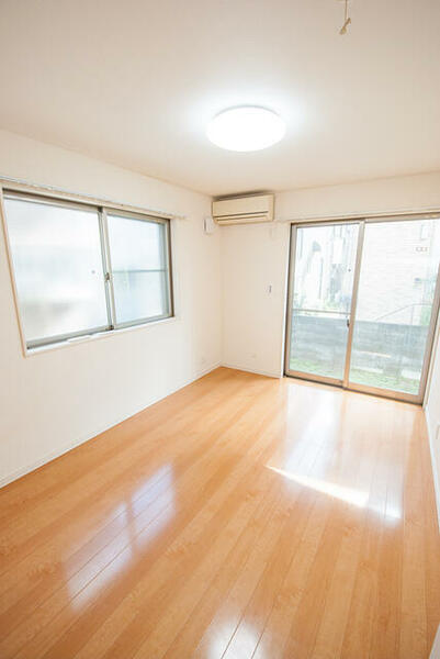 detached 東京都東久留米市浅間町２丁目

地図を見る