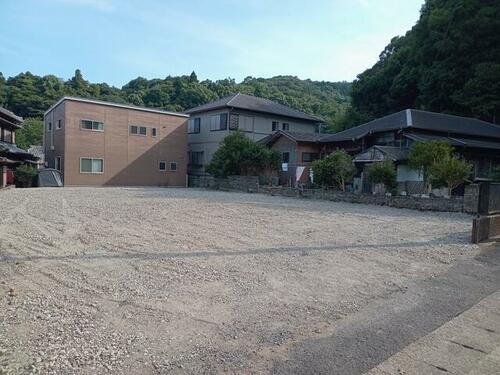 Land, Toba, Mie